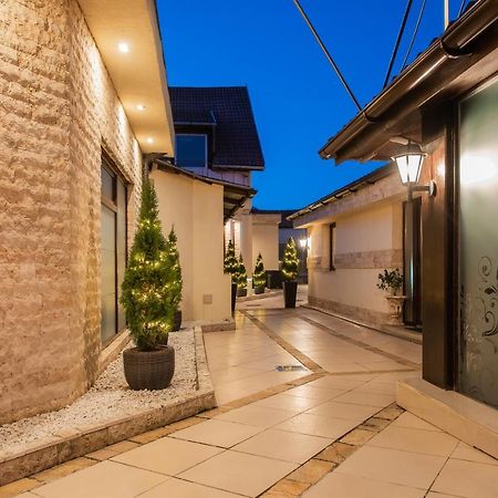 H & V Residence - Split Level Apartment Arad Dış mekan fotoğraf