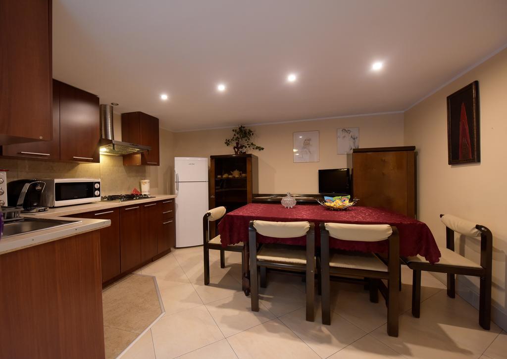 H & V Residence - Split Level Apartment Arad Dış mekan fotoğraf