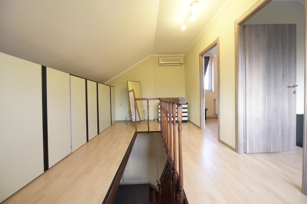 H & V Residence - Split Level Apartment Arad Dış mekan fotoğraf